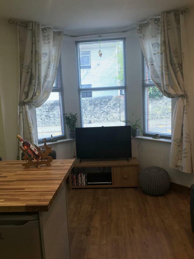 Nant Apartment - Ground Floor Menai Bridge Eksteriør billede